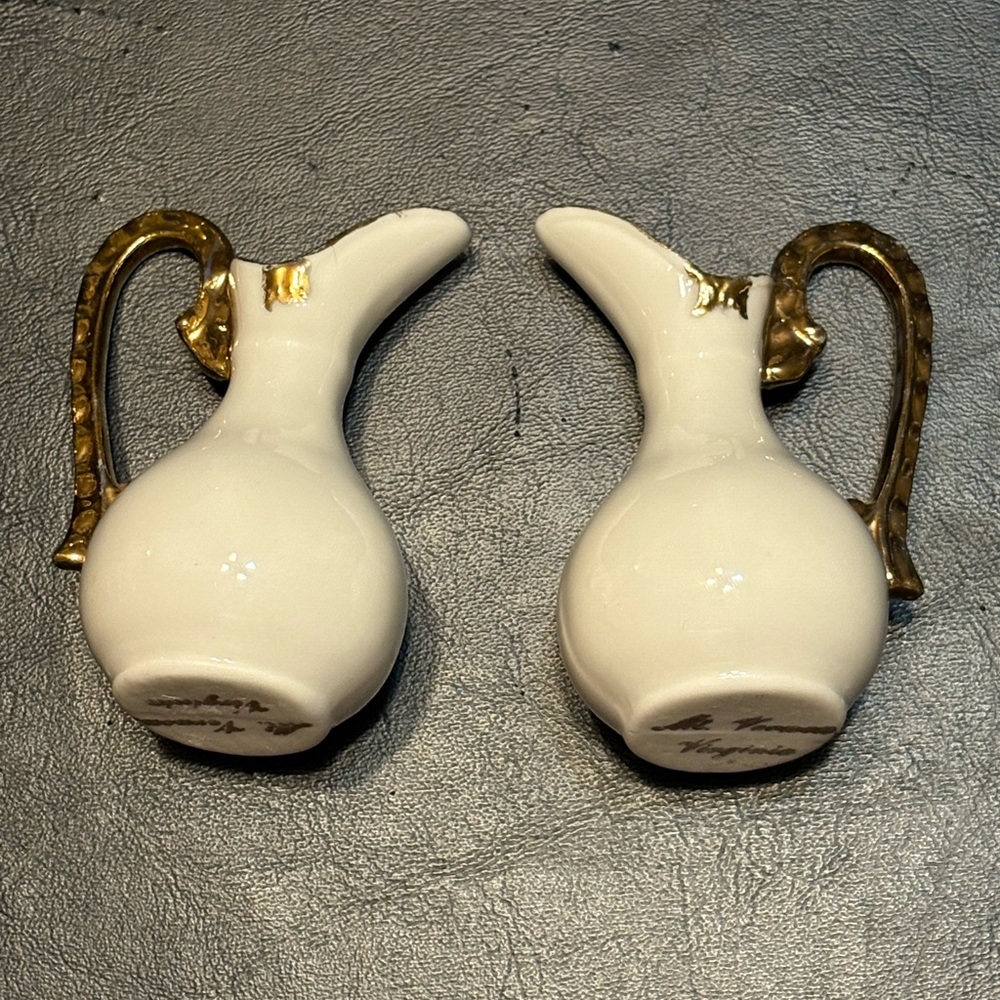 Vintage Miniature Pitcher Ewers GEORGE & MARTHA WASHINGTON MT Vernon - Picture 6 of 11
